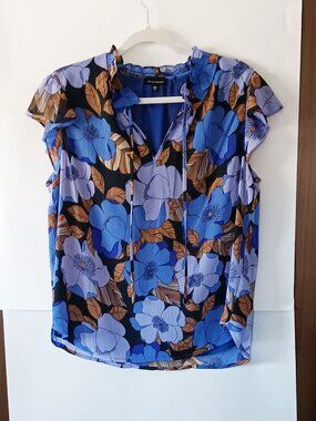 PLEIONE Blue and Beige Floral Blouse Size M ($14)